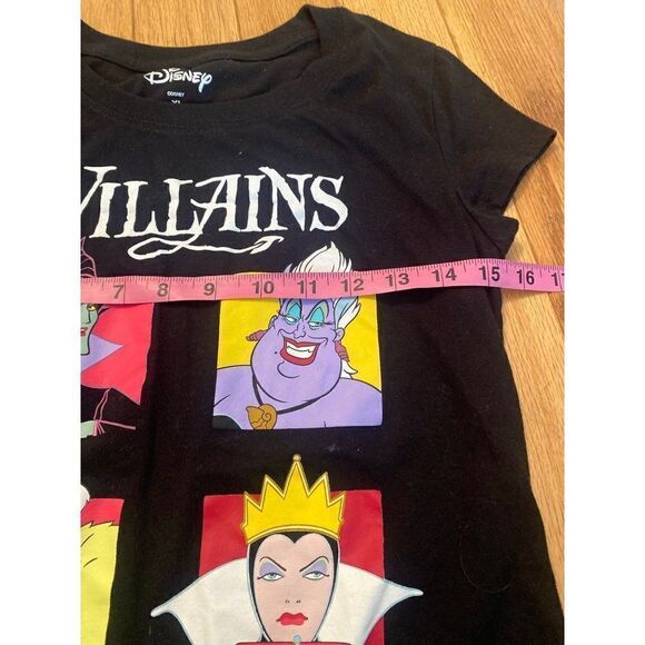 Disney Villains, kid's black short sleeve graphic t shirt size XL - Picture 3 of 5